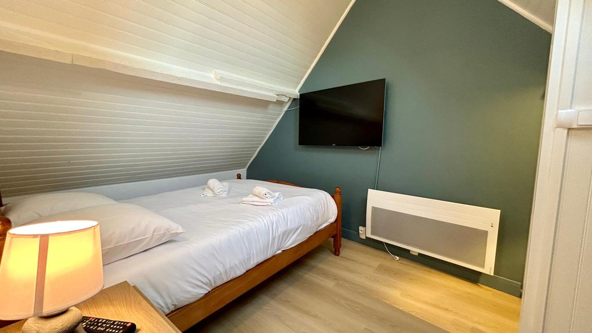 Maison 4 Personnes, En Centre Ville ル・クロトワ エクステリア 写真